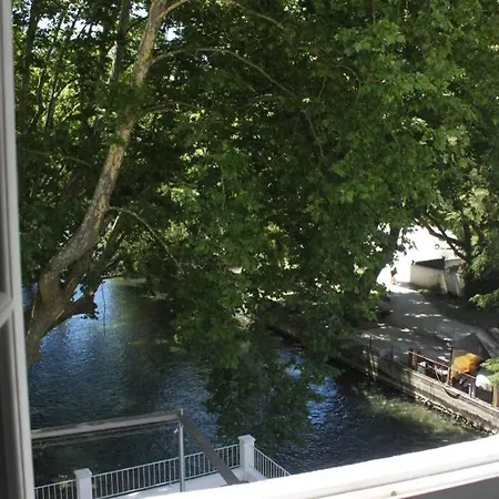 Apartment Avec Vue Sur La Sorgue